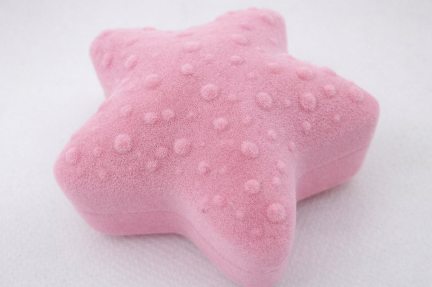 Starfish-Shaped Velvet Jewelry Box